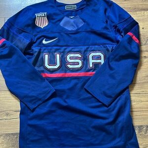 Team USA Olympic hockey jersey